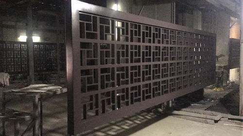 仿古铝窗花板 餐饮店logo牌匾的专业定制与报价咨询