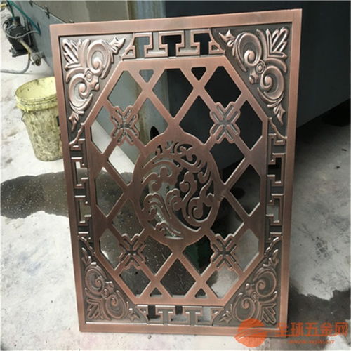 复古风潮下的匠心之作 广东定制仿古木纹铝花格与铝窗花